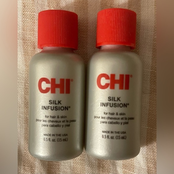 CHI Silk Infusion Hair and Skin Treatment 2 Bottles-Brand New and Sealed - Picture 3 of 5